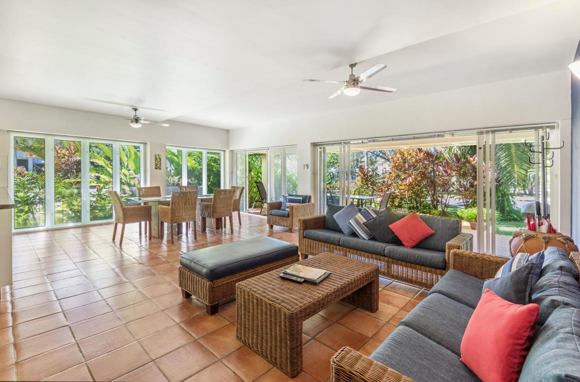 Balboa Apartments Port Douglas Eksteriør bilde